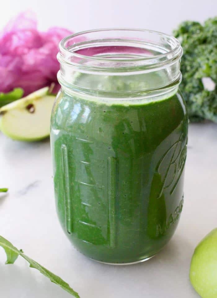 the Best Green Smoothie Recipe with Orange, Kale, Spinach, Apple, Dandelion and Spirulina