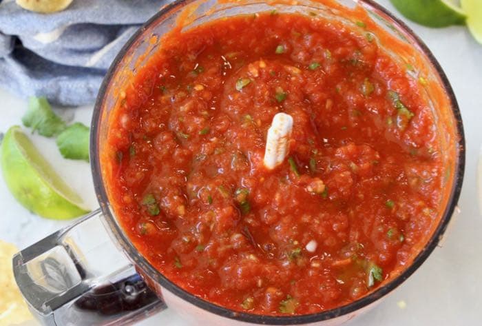 Plant-based vegan salsa, the best red salsa recipe.