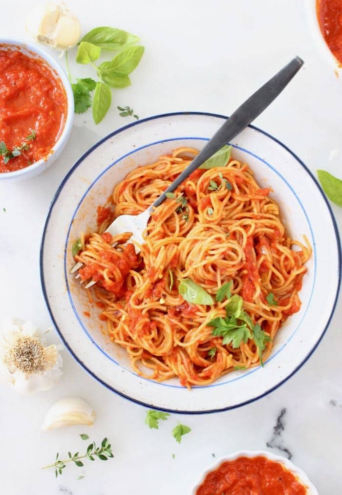 Vegan Roasted Red Pepper Dipping and Pasta Sauce with Garlic and Smoked Paprika