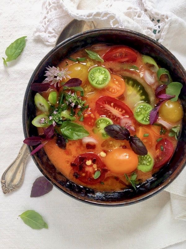 Vegan Tomato Gazpacho Soup 