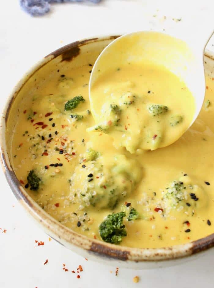 Cheesy Vegan Broccoli Potato Soup