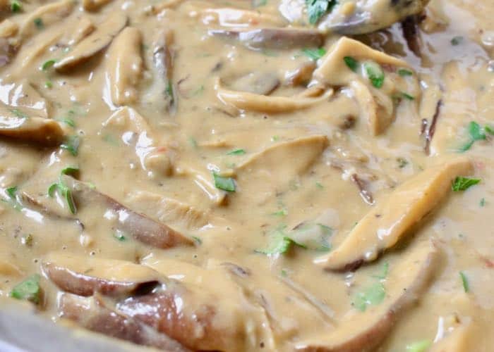 Shiitake mushroom gravy from scratch