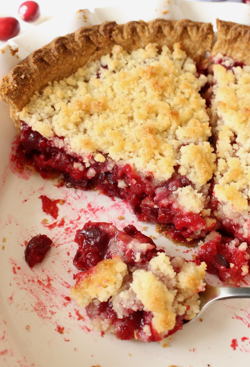 Thanksgiving Cranberry Pie with Streusel Topping - Vegan