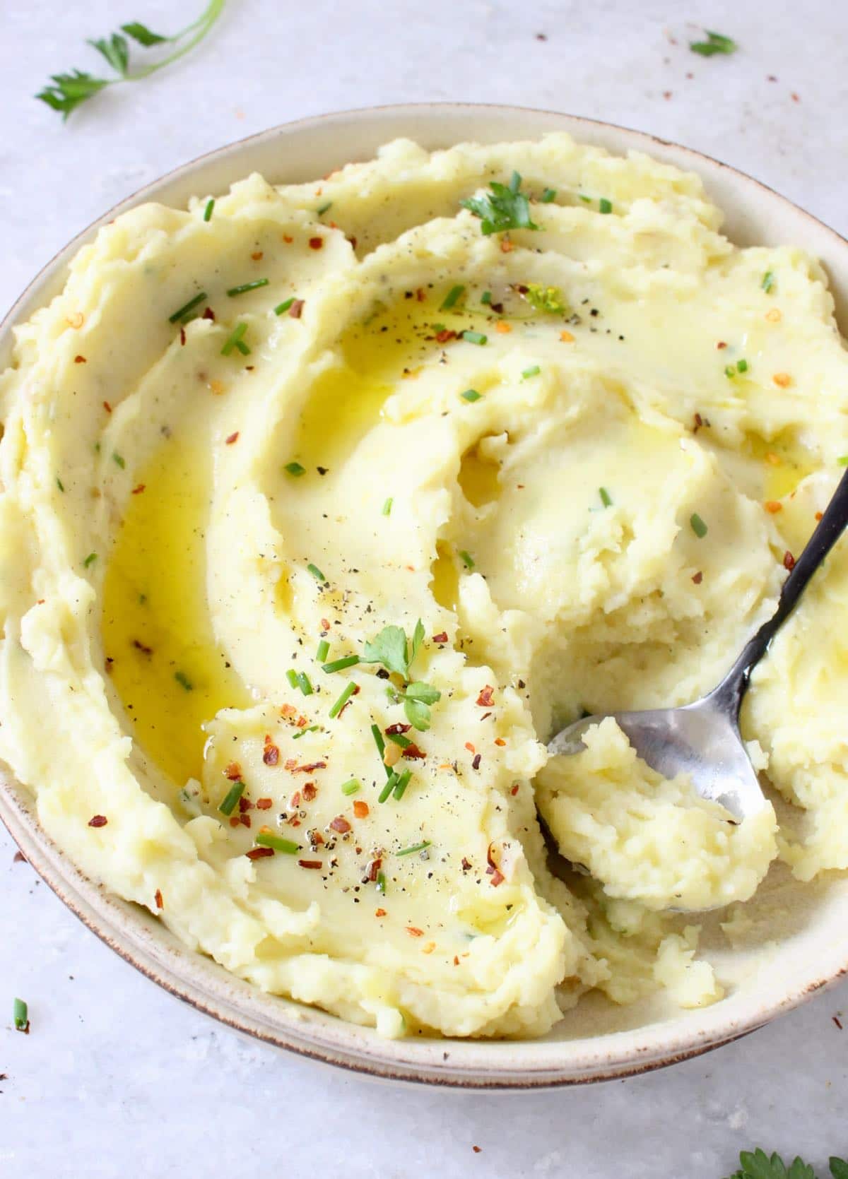 vegan mashed potatoes with olive oil and sour cream