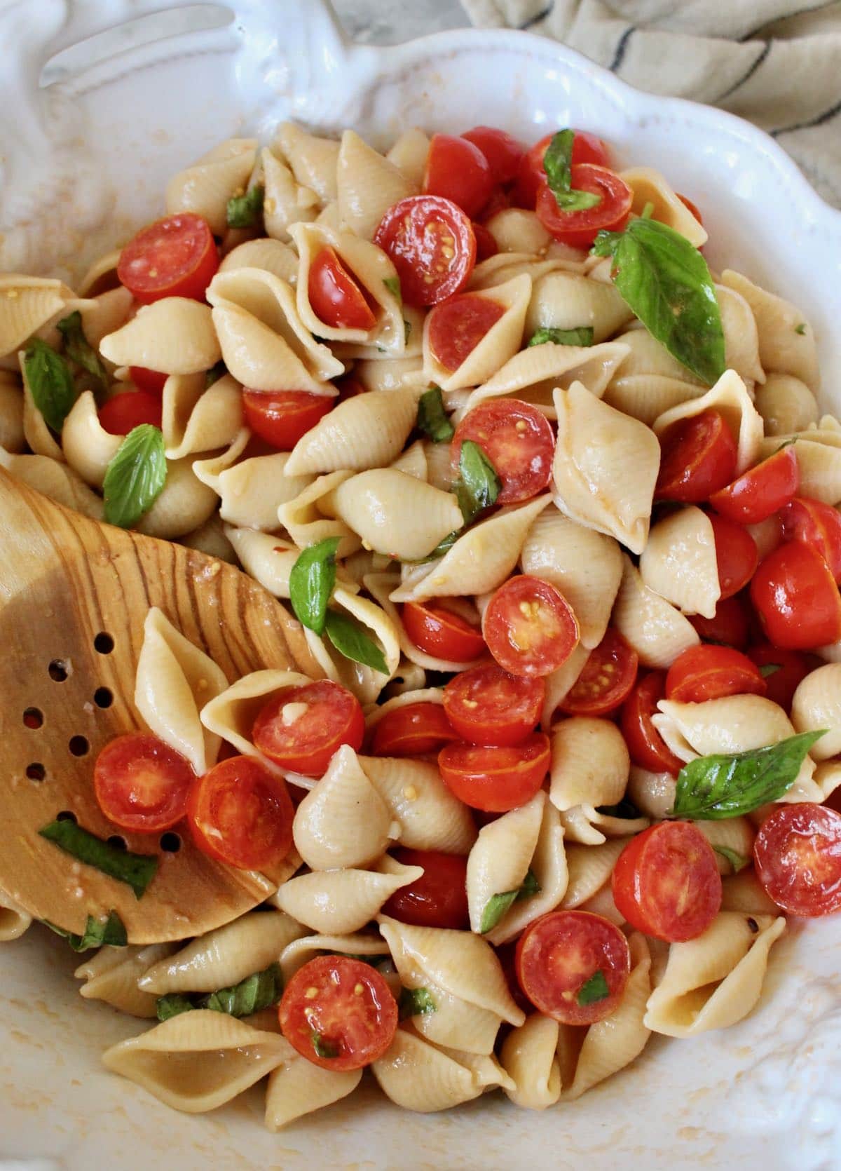 bruschetta pasta salad with basil and tomatoes