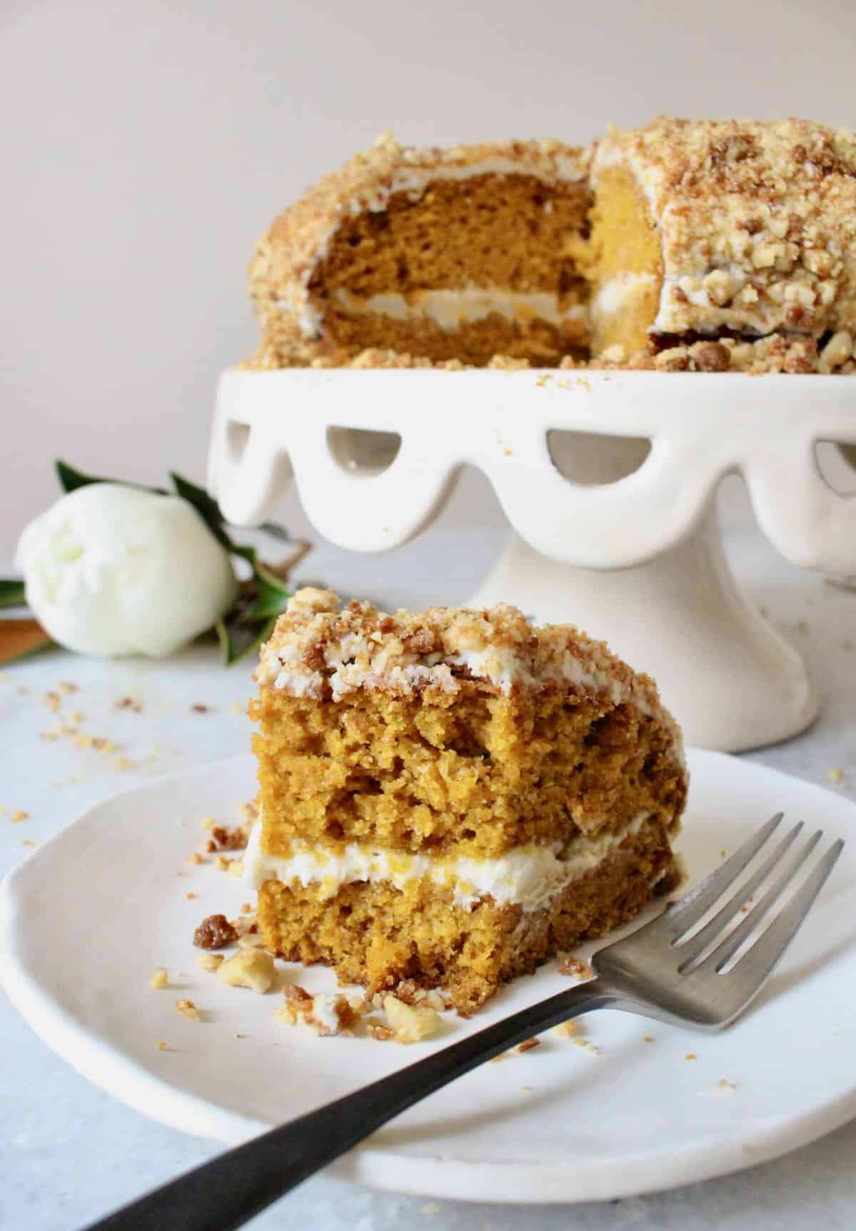Vegan Pumpkin Crunch Cake Recipe